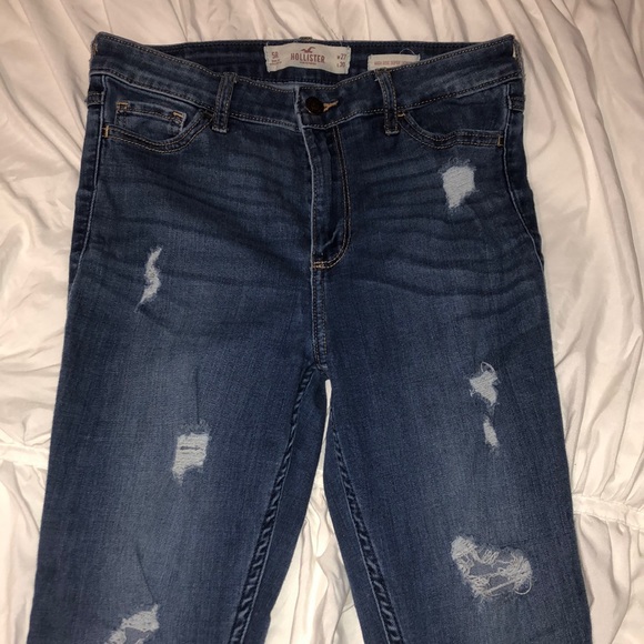 Hollister ripped high rise skinny jeans - Picture 1 of 3
